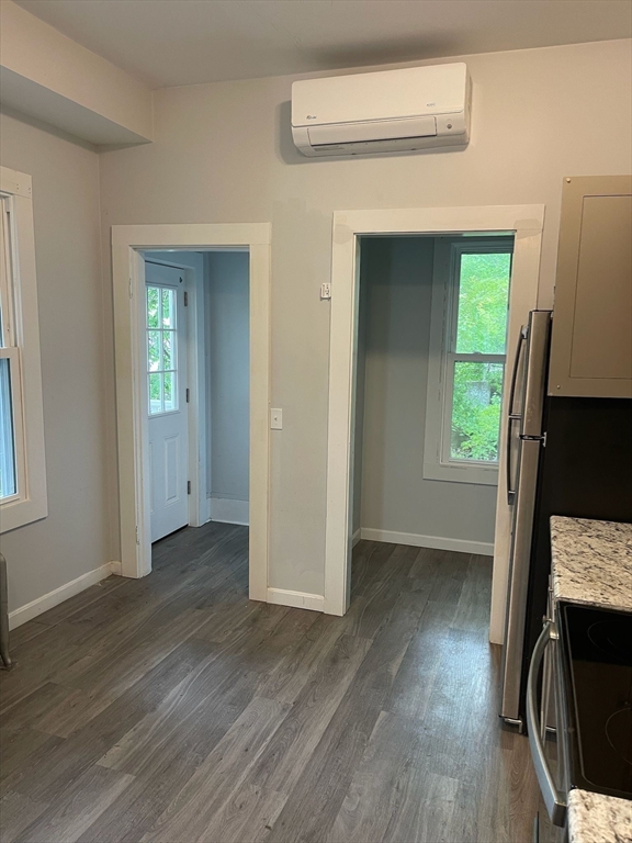 2 bed, 1 bath apartment for rent at 117 Maple St Unit 1, Gardner — photo 9 of 17