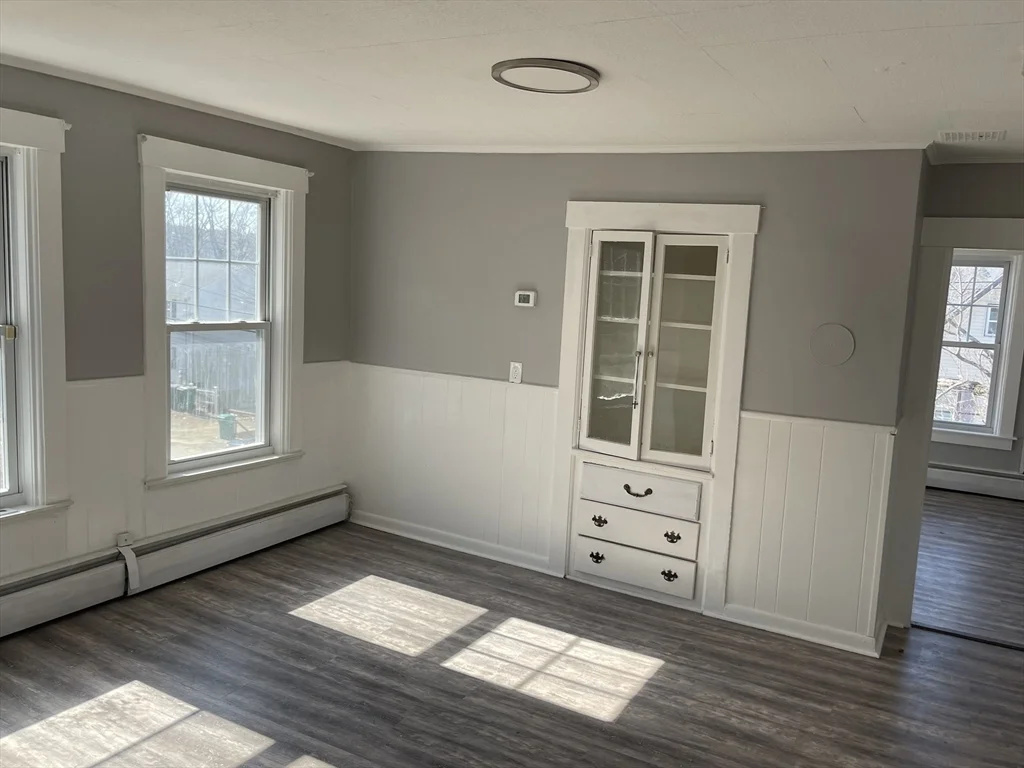 3 bed, 1 bath apartment for rent at 117 Marshall St Unit 2, Fitchburg — photo 6 of 15