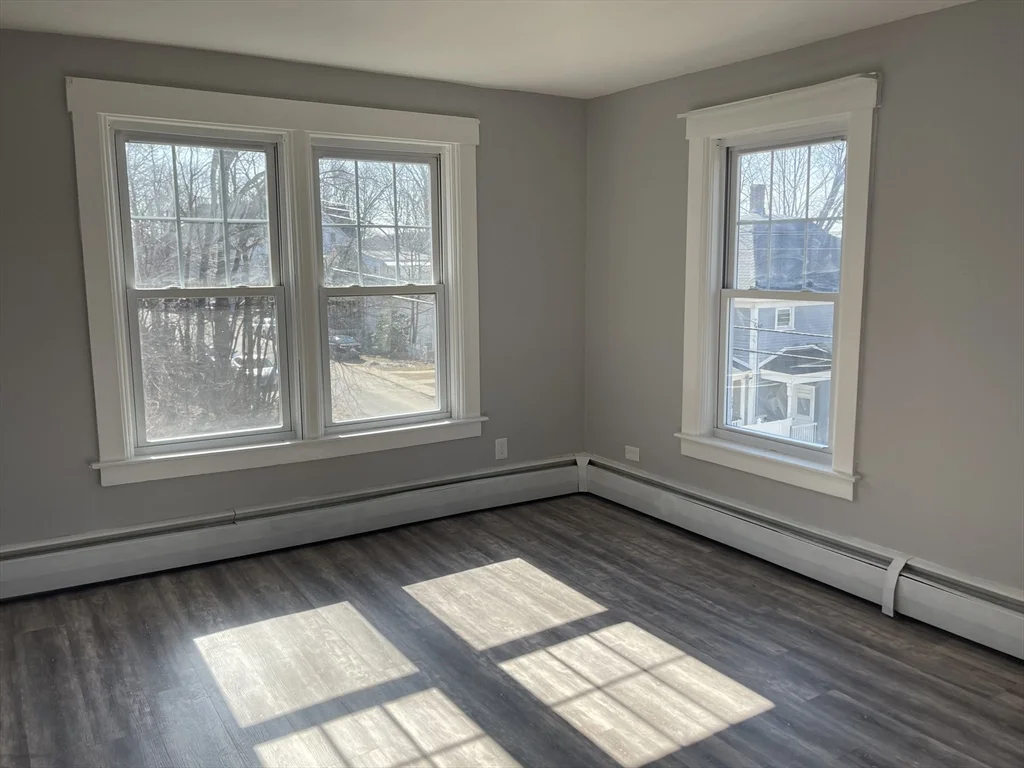 3 bed, 1 bath apartment for rent at 117 Marshall St Unit 2, Fitchburg — photo 10 of 15