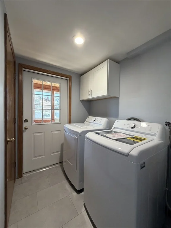 2 bed, 1 bath apartment for rent at 117 Merrymount Unit 1, Quincy — photo 2 of 12