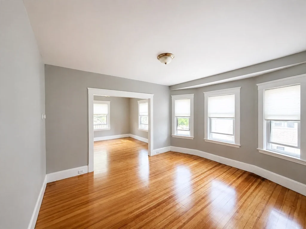 2 bed, 1 bath apartment for rent at 117 Merrymount Unit A, Quincy — photo 6 of 11