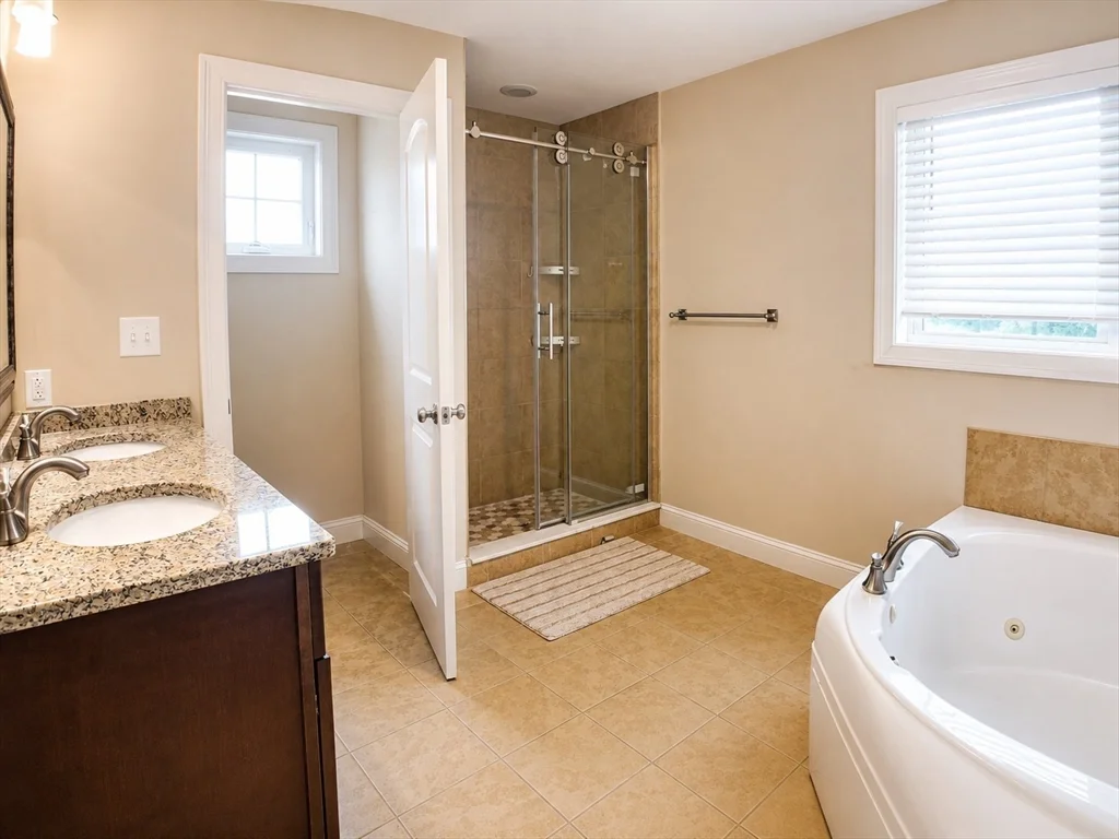 4 bed, 2 bath apartment for rent at 117 Morris St, Revere — photo 15 of 29