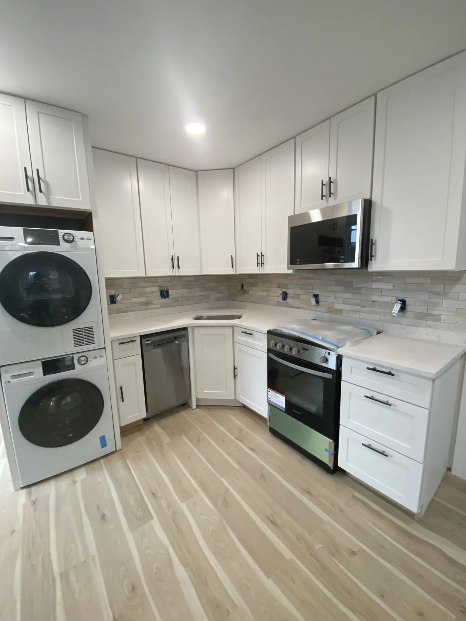 2 bed, 1 bath apartment for rent at 117 Orleans St Unit 3, East Boston