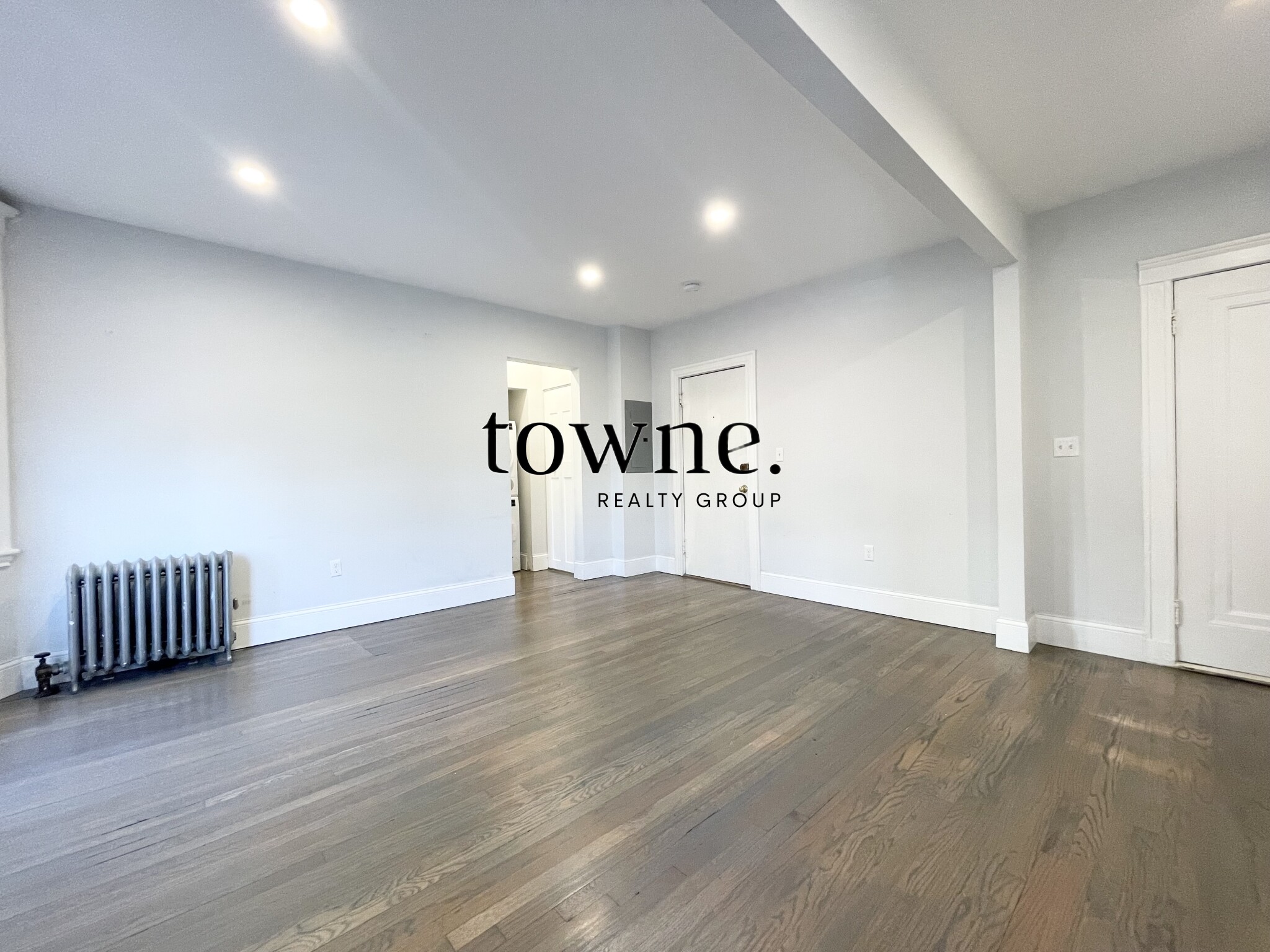 Studio bed, 1 bath apartment for rent at 117 Park Dr Unit 16, Fenway — photo 4 of 8