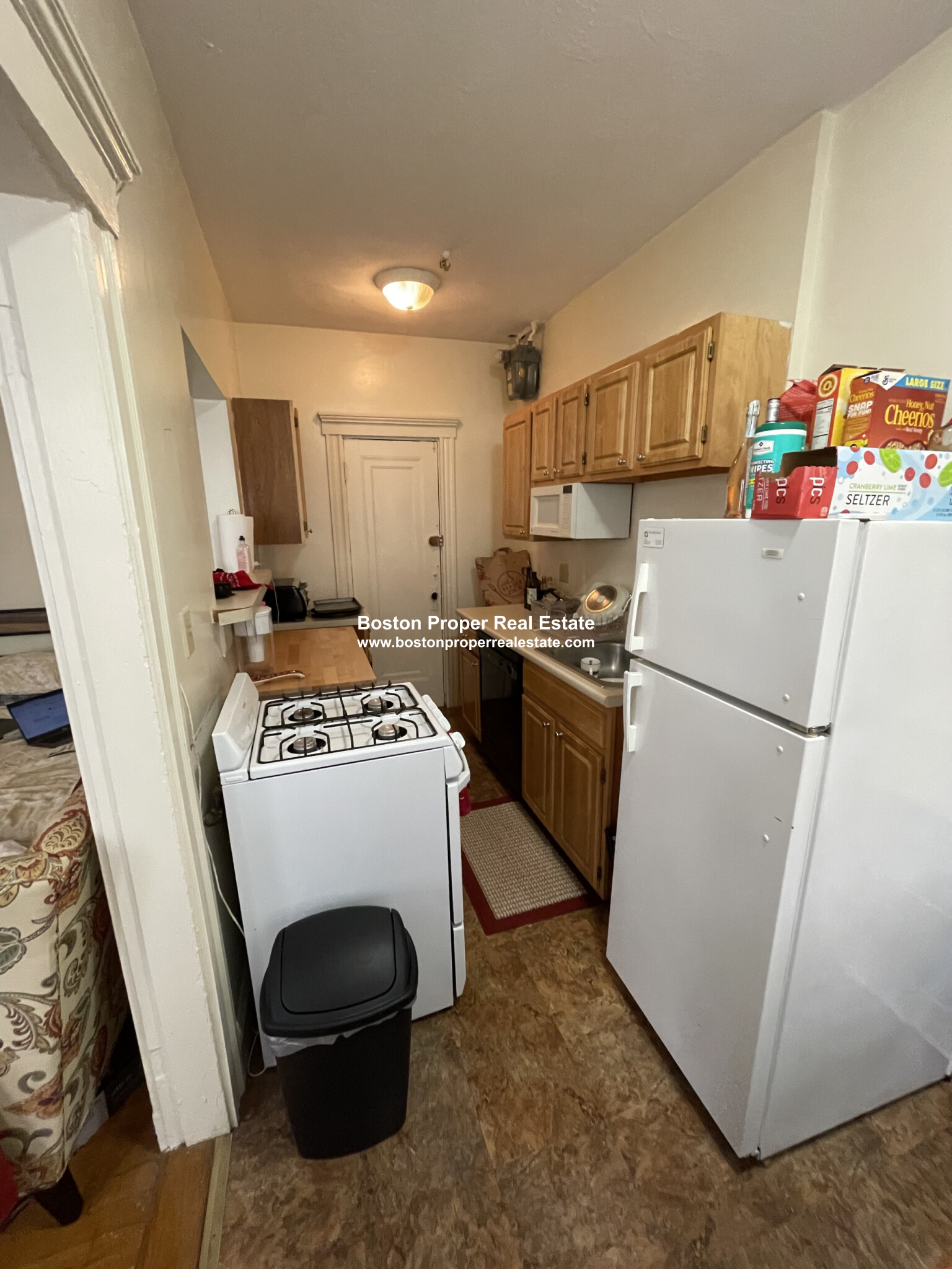 Studio bed, 1 bath apartment for rent at 117 Park Dr Unit 3, Fenway — photo 3 of 12