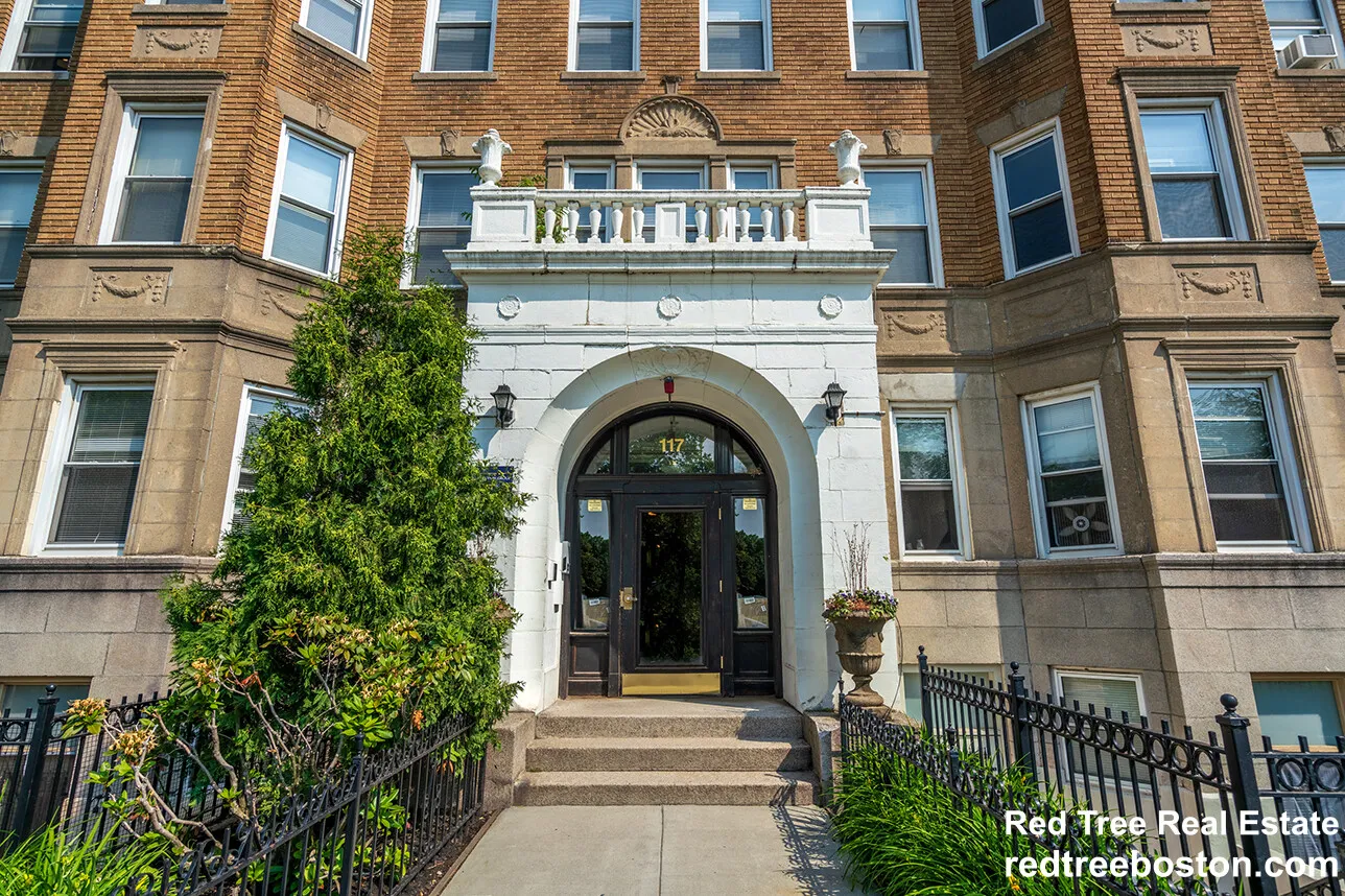 1 bed, 1 bath apartment for rent at 117 Park Dr Unit 33, Fenway — photo 13 of 17