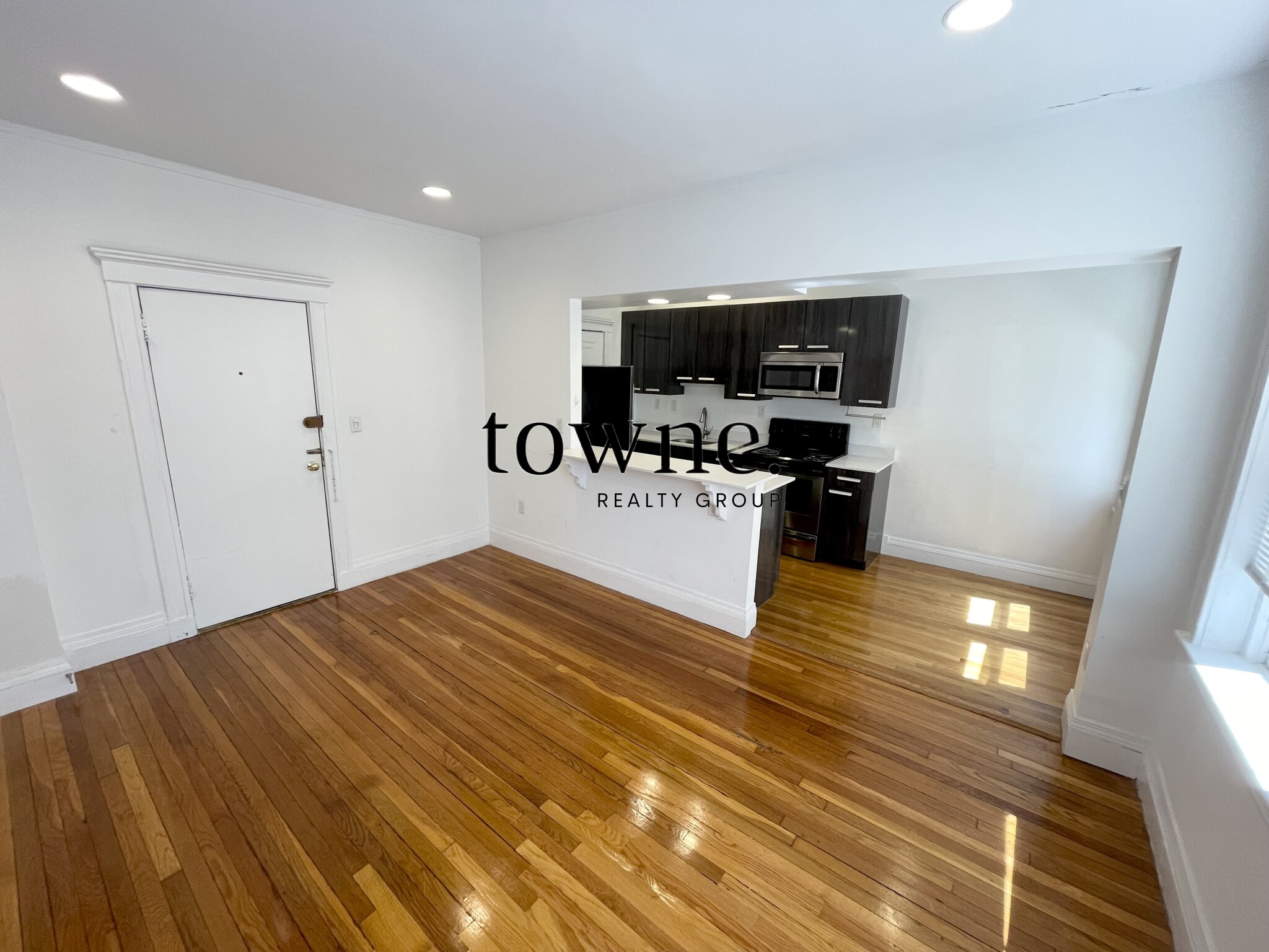 1 bed, 1 bath apartment for rent at 117 Park Dr Unit 5, Fenway — photo 6 of 10