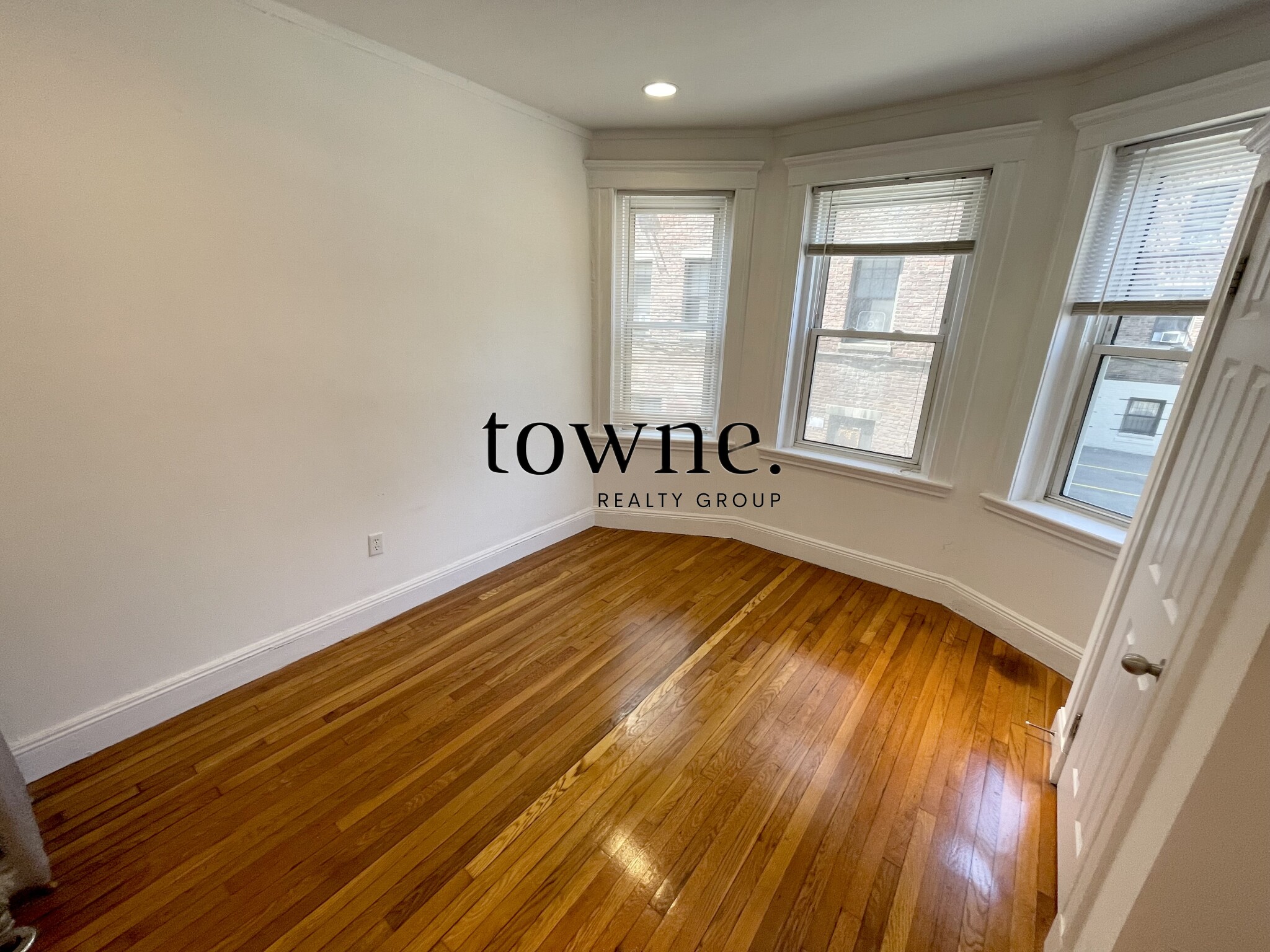 1 bed, 1 bath apartment for rent at 117 Park Dr Unit 5, Fenway — photo 7 of 10
