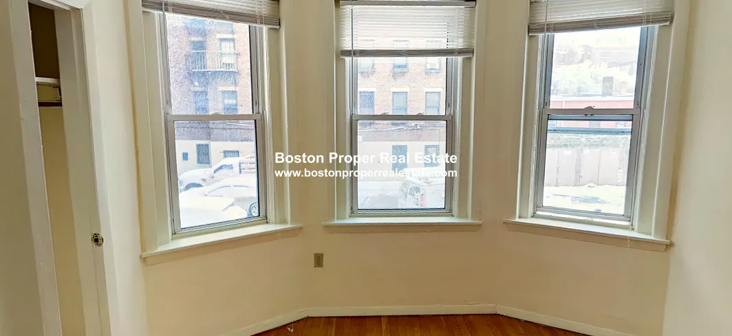 1 bed, 1 bath apartment for rent at 117 Park Dr Unit 6, Fenway — photo 10 of 14