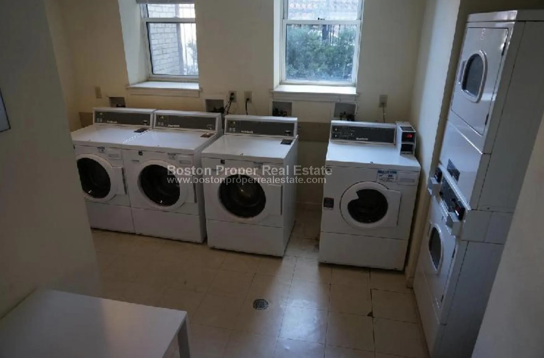 1 bed, 1 bath apartment for rent at 117 Park Dr Unit 6, Fenway — photo 13 of 14