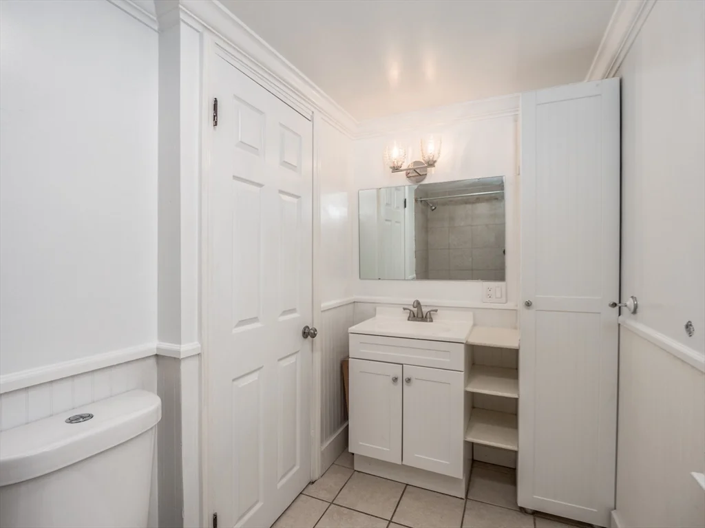 2 bed, 1 bath apartment for rent at 117 Precinct St, Lakeville — photo 17 of 33