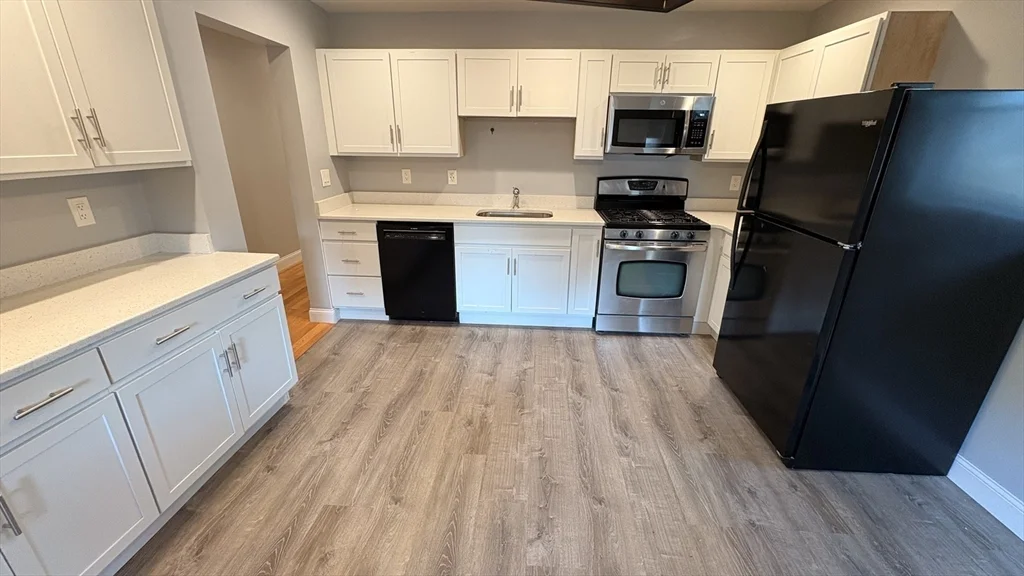 3 bed, 1 bath apartment for rent at 117 Revere St Unit 1, Winthrop — photo 1 of 15