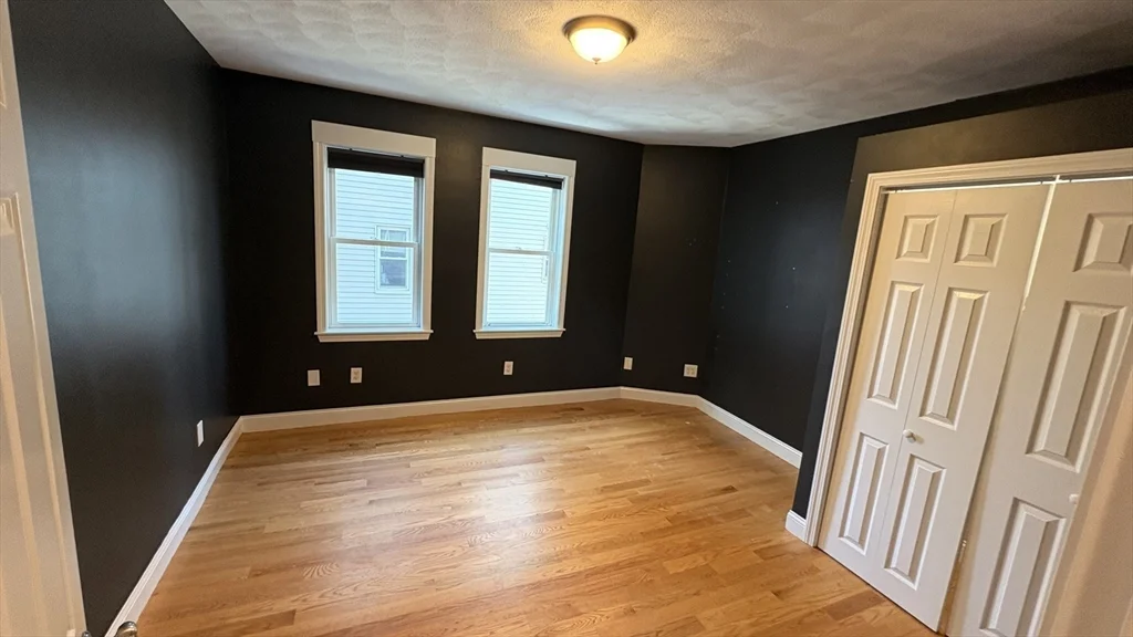 3 bed, 1 bath apartment for rent at 117 Revere St Unit 1, Winthrop — photo 6 of 15