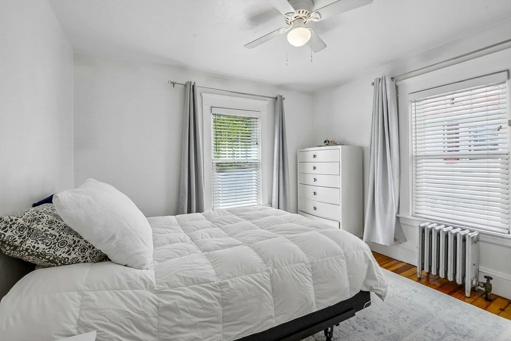 2 bed, 1 bath apartment for rent at 117 S Atlantic Ave, Warwick — photo 11 of 23