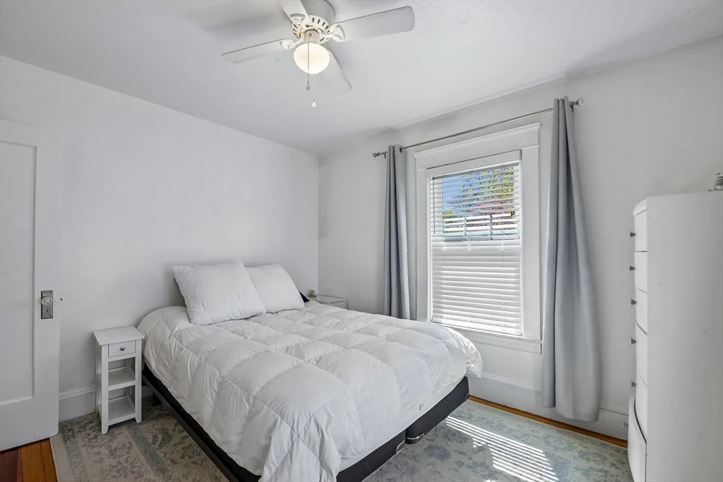 2 bed, 1 bath apartment for rent at 117 S Atlantic Ave, Warwick — photo 13 of 23