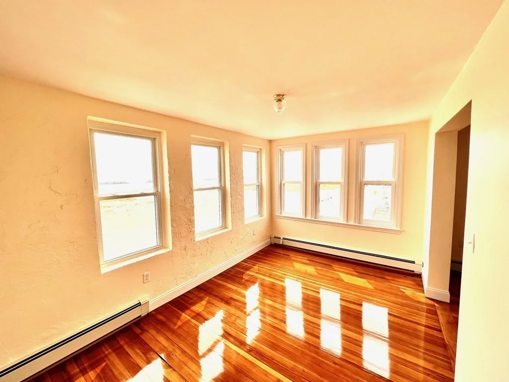 2 bed, 1 bath apartment for rent at 117 Shore Dr Unit 5, Winthrop — photo 15 of 17