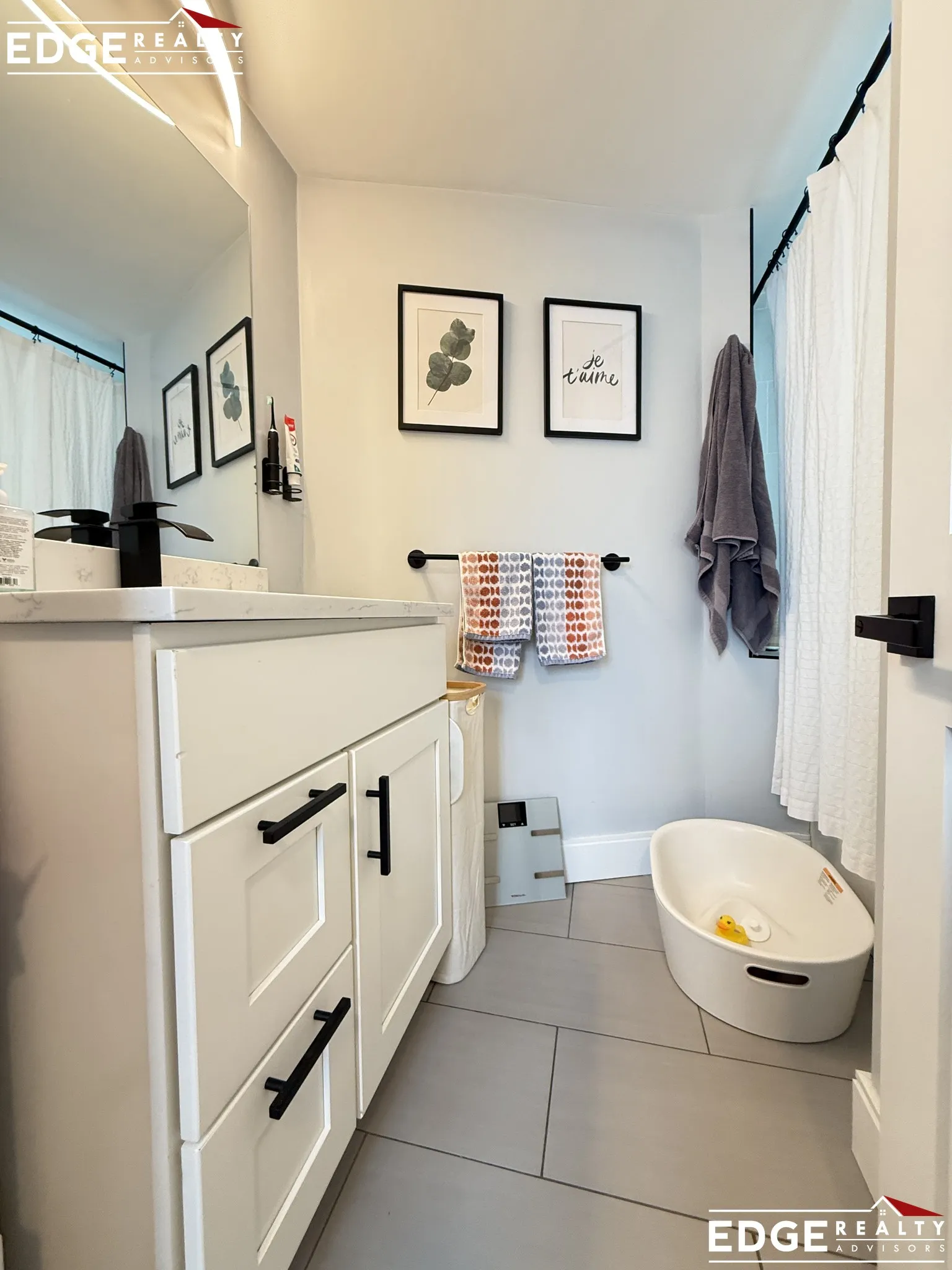 2 bed, 2 bath apartment for rent at 117 Summer St Unit 1, Watertown — photo 6 of 10