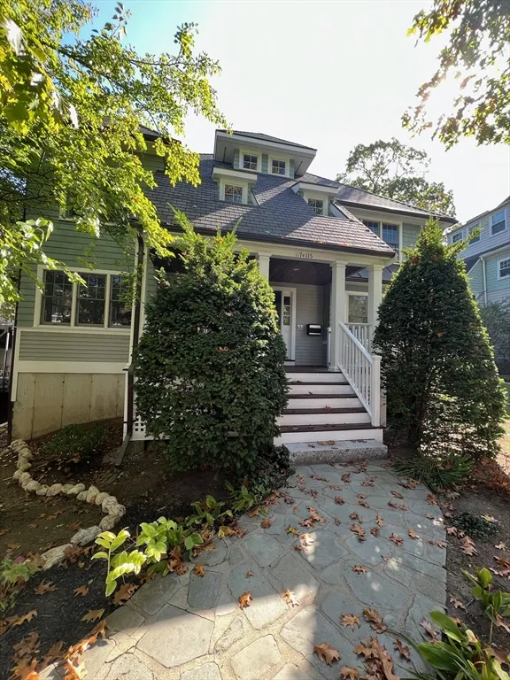 3 bed, 2 bath apartment for rent at 117 Sutherland Rd Unit 117, Brighton