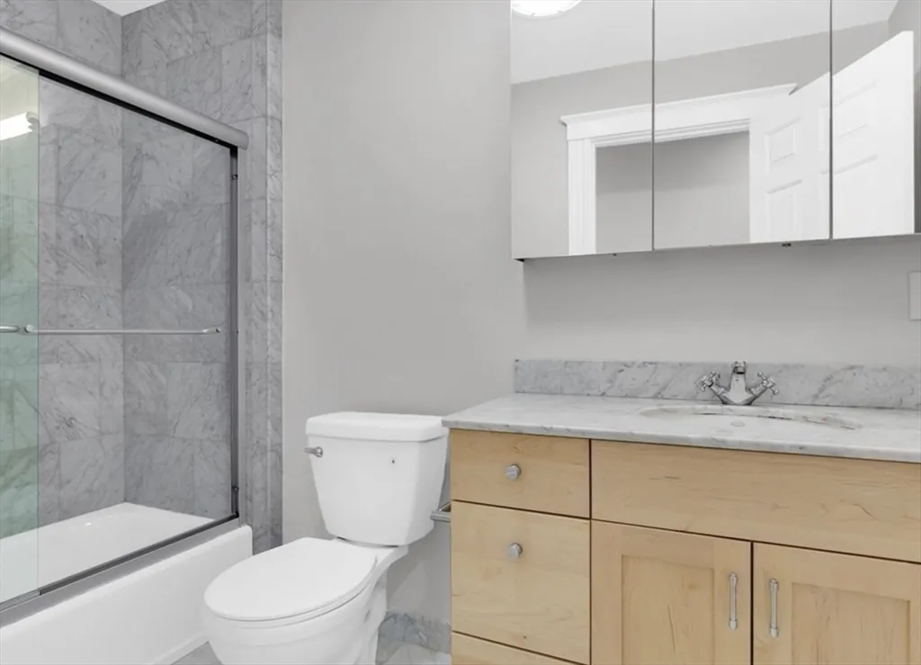 3 bed, 2 bath apartment for rent at 117 Sutherland Rd Unit 117, Brighton — photo 21 of 34