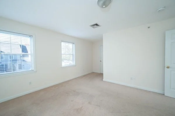 2 bed, 2 bath apartment for rent at 117 Tamarack Ln Unit 117, Abington — photo 19 of 26