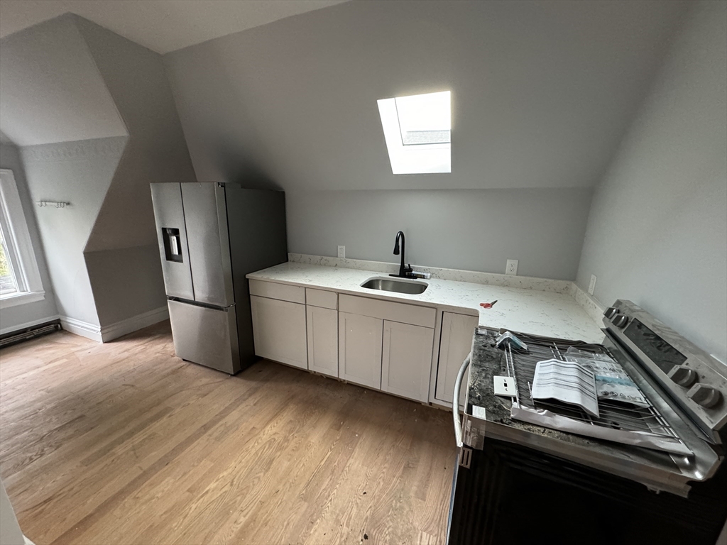 1 bed, 1 bath apartment for rent at 117 Thorndike St Unit A, Coolidge Corner — photo 6 of 7
