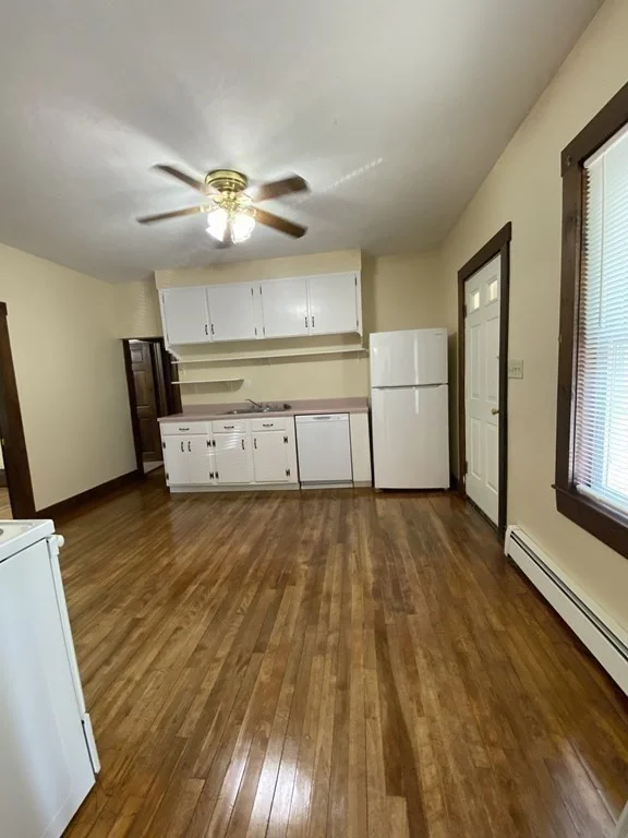 2 bed, 1 bath apartment for rent at 117 Towtaid Unit 1:A, Cherry Valley — photo 9 of 16