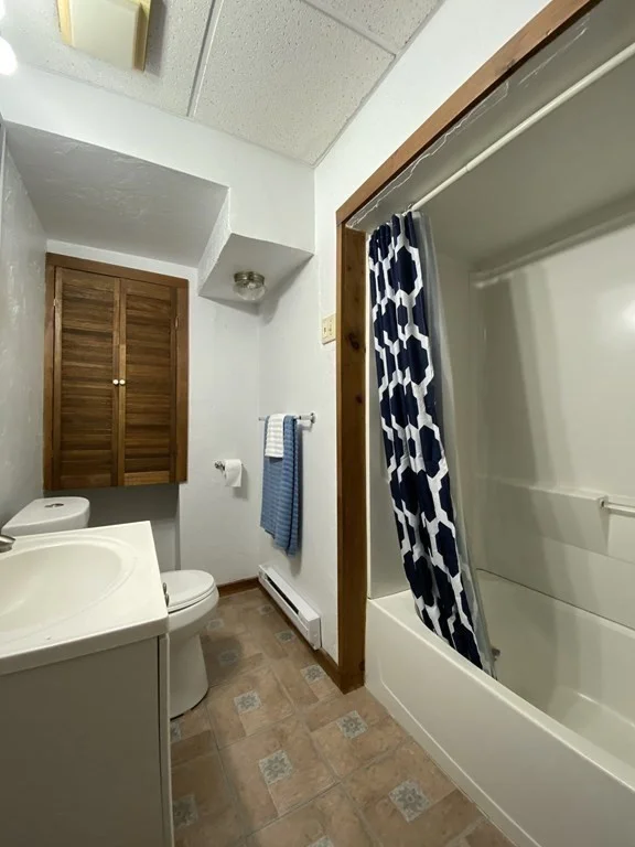 2 bed, 1 bath apartment for rent at 117 Towtaid Unit 1:A, Cherry Valley — photo 4 of 16