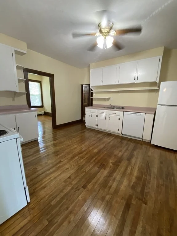 2 bed, 1 bath apartment for rent at 117 Towtaid Unit 1:A, Cherry Valley — photo 8 of 16