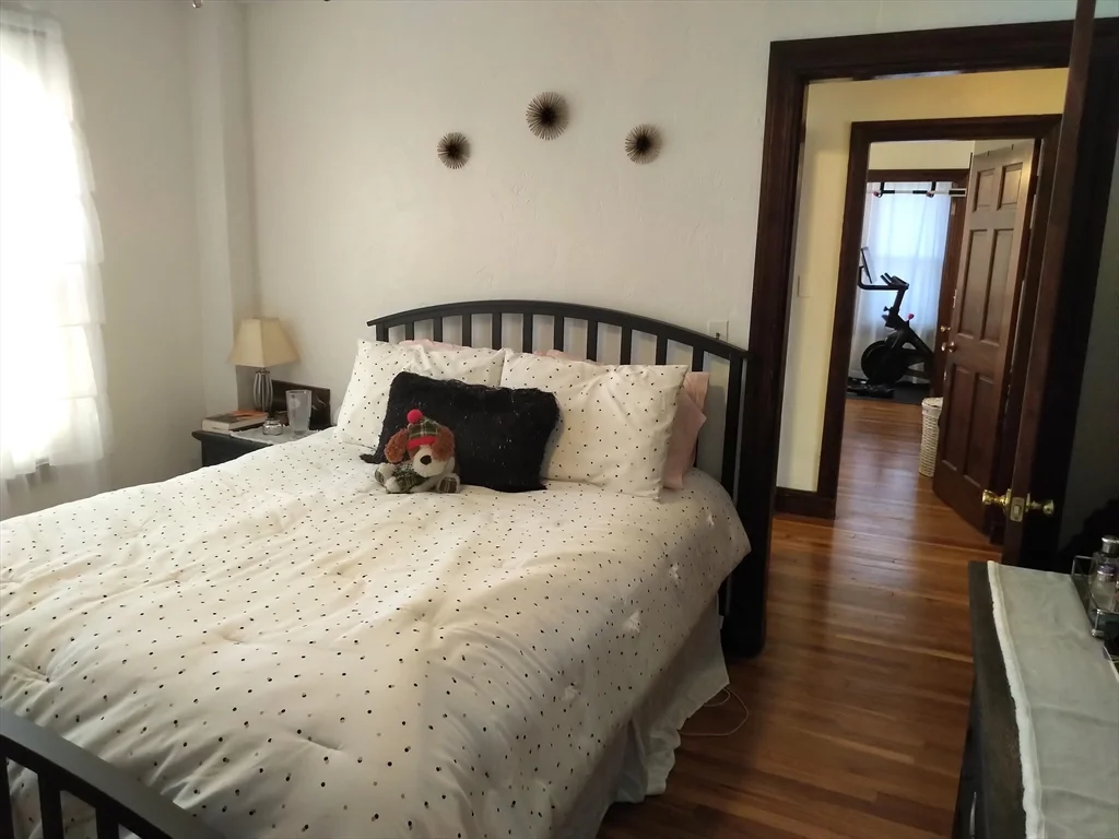 2 bed, 1 bath apartment for rent at 117 Willow St Unit 1, West Roxbury — photo 14 of 20