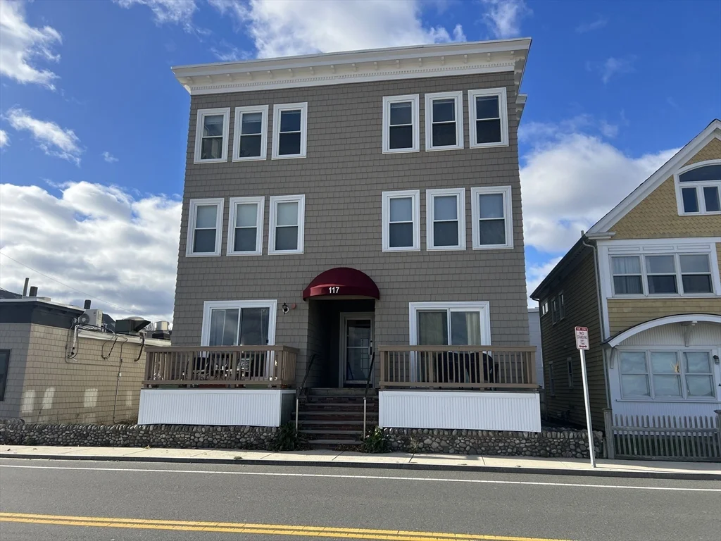 2 bed, 1 bath apartment for rent at 117 Winthrop Shore Dr Unit 6, Winthrop — photo 2 of 16