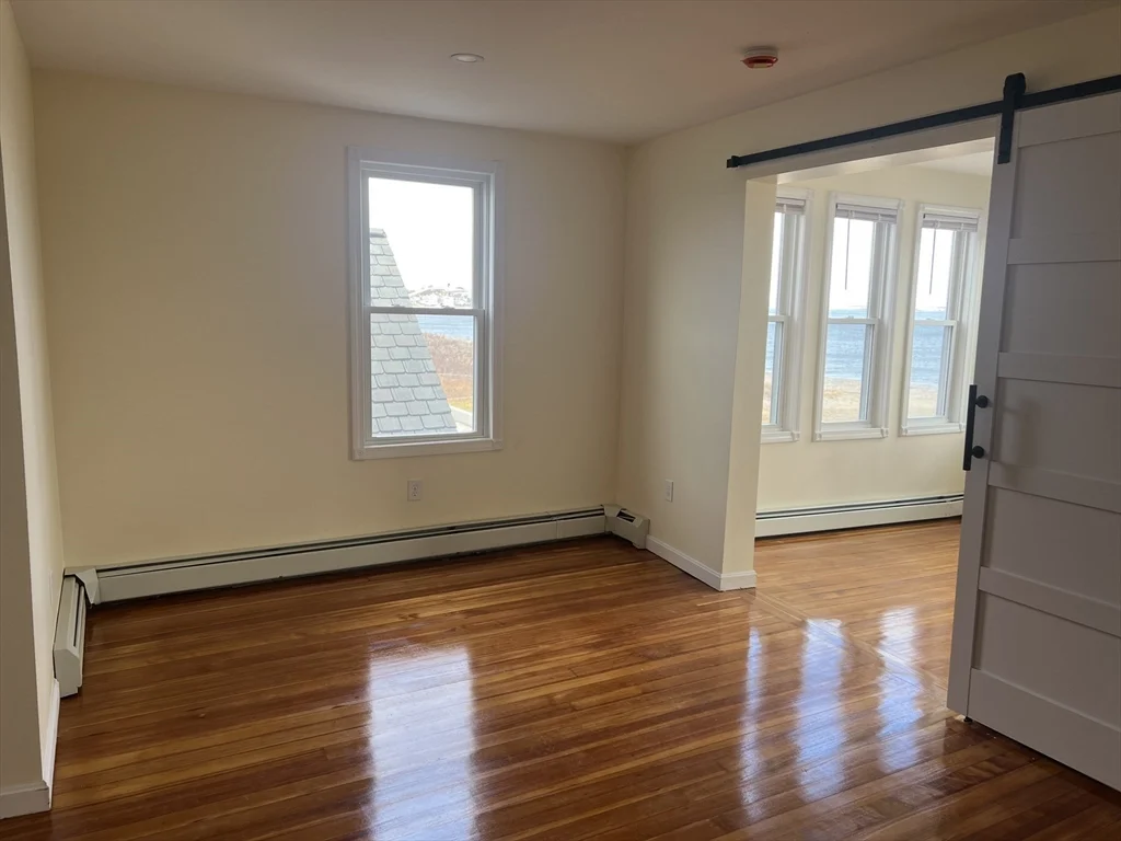 2 bed, 1 bath apartment for rent at 117 Winthrop Shore Dr Unit 6, Winthrop — photo 7 of 16