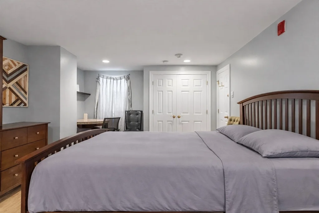 Studio bed, 1 bath apartment for rent at 1170 Massachusetts Ave Unit L2, Harvard Square — photo 2 of 10