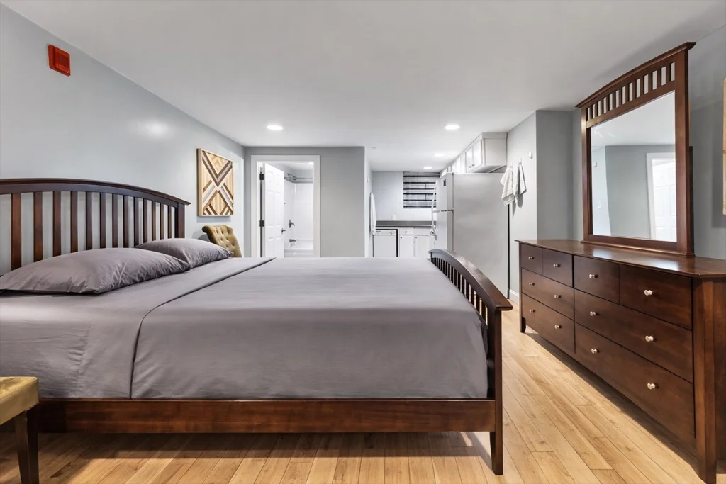 Studio bed, 1 bath apartment for rent at 1170 Massachusetts Ave Unit L2, Harvard Square — photo 1 of 10