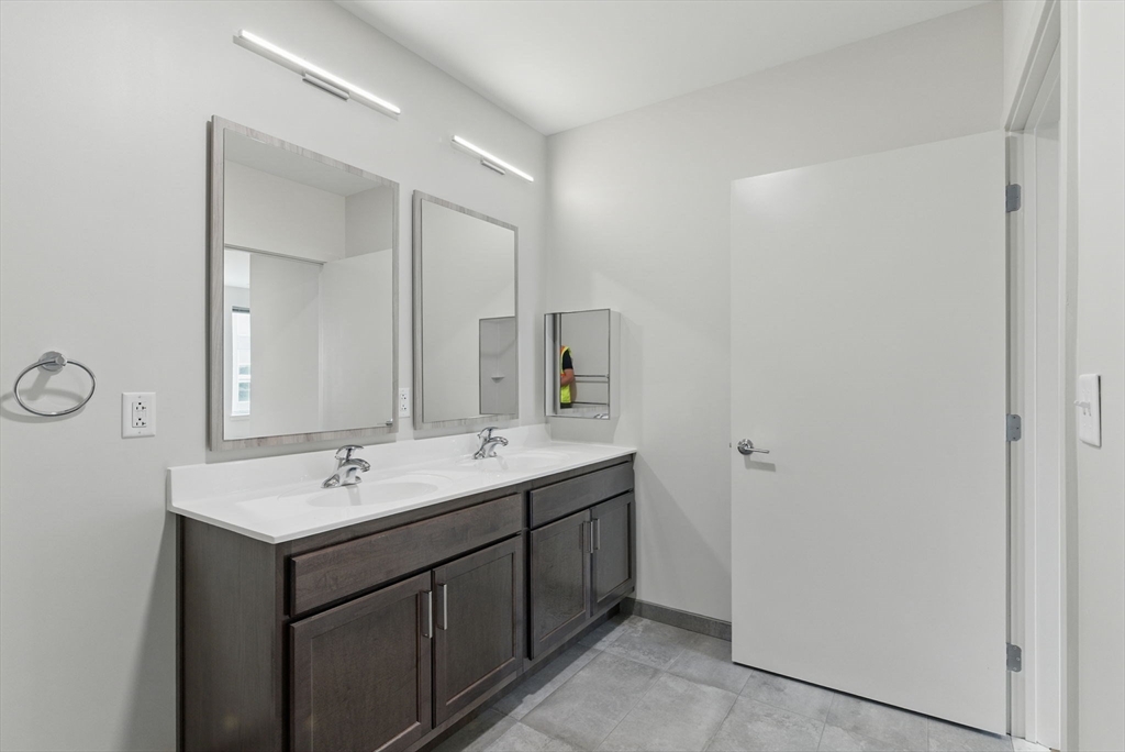 1 bed, 1 bath apartment for rent at 1170 Tremont St Unit 0610, South End — photo 11 of 17