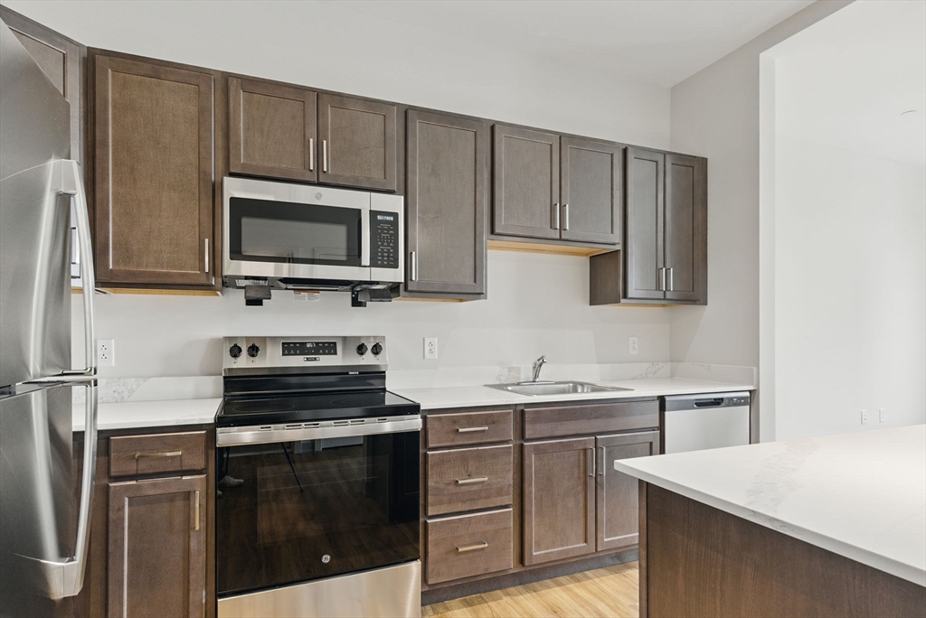 1 bed, 1 bath apartment for rent at 1170 Tremont St Unit 0610, South End — photo 7 of 17