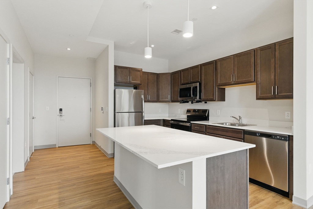 2 bed, 2 bath apartment for rent at 1170 Tremont St Unit 0819, South End
