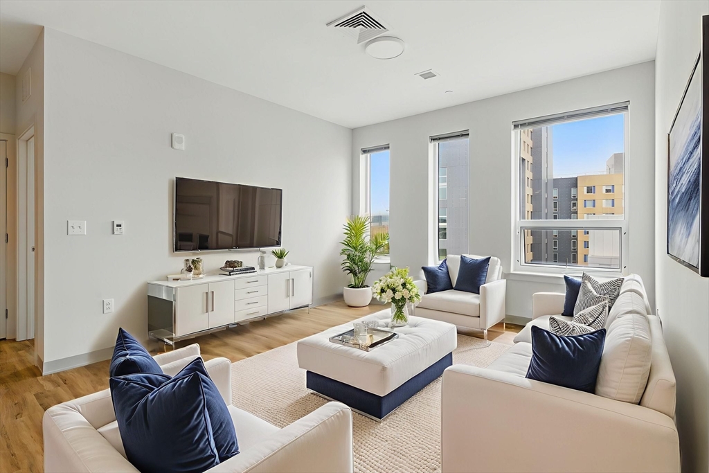 2 bed, 2 bath apartment for rent at 1170 Tremont St Unit 0819, South End — photo 6 of 19
