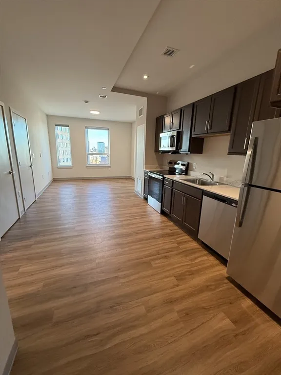Studio bed, 1 bath apartment for rent at 1170 Tremont St Unit 1214, Roxbury