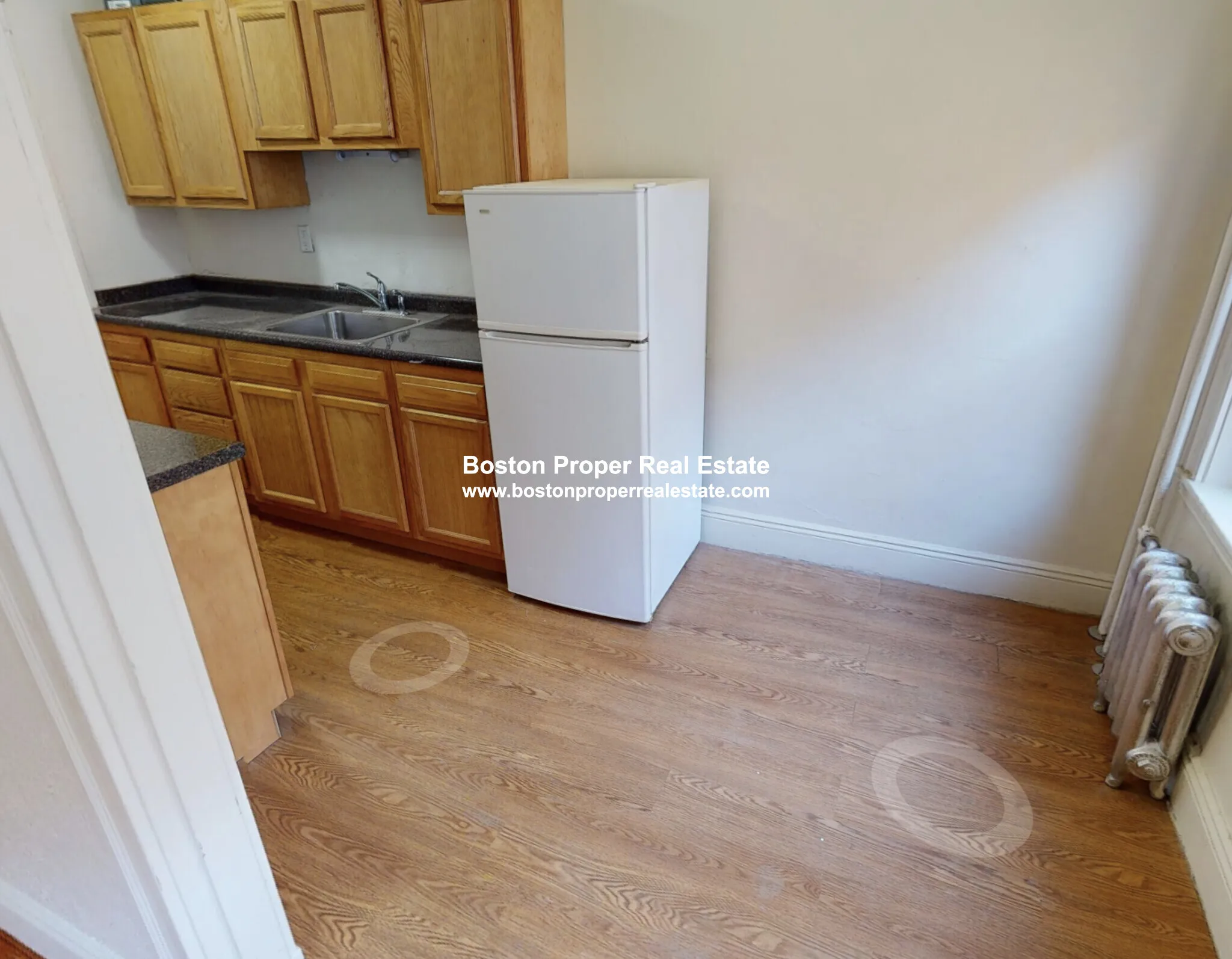 Studio bed, 1 bath apartment for rent at 1171 Boylston St Unit 16, Fenway — photo 3 of 9