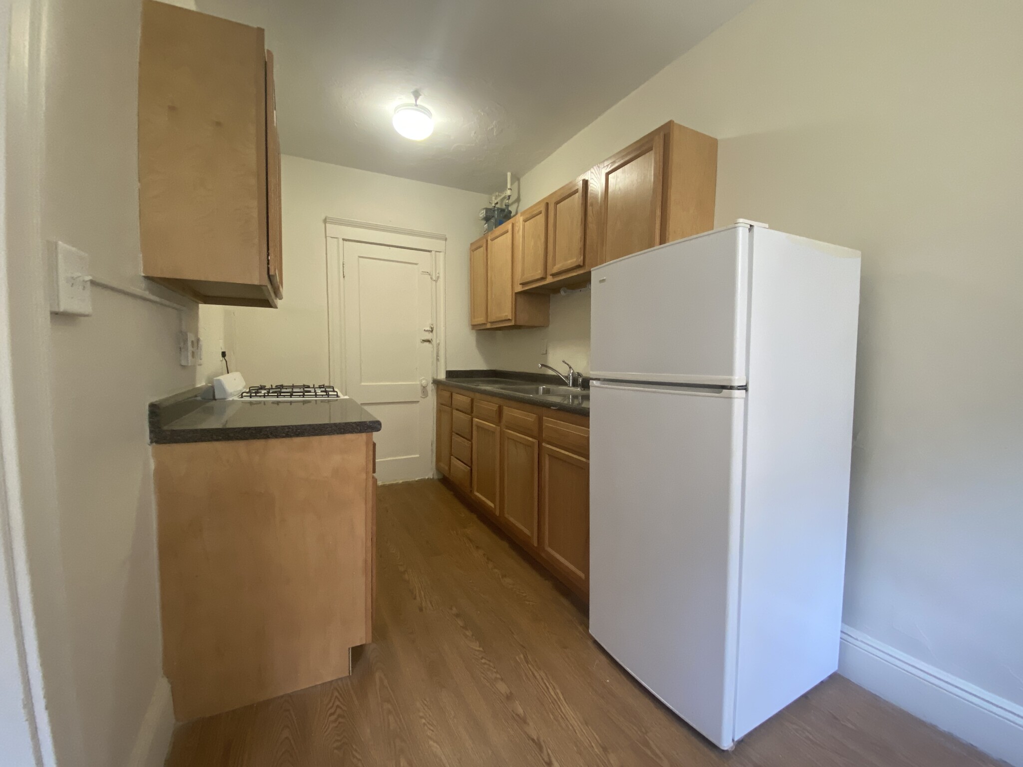 Studio bed, 1 bath apartment for rent at 1171 Boylston St Unit 18, Fenway — photo 3 of 6