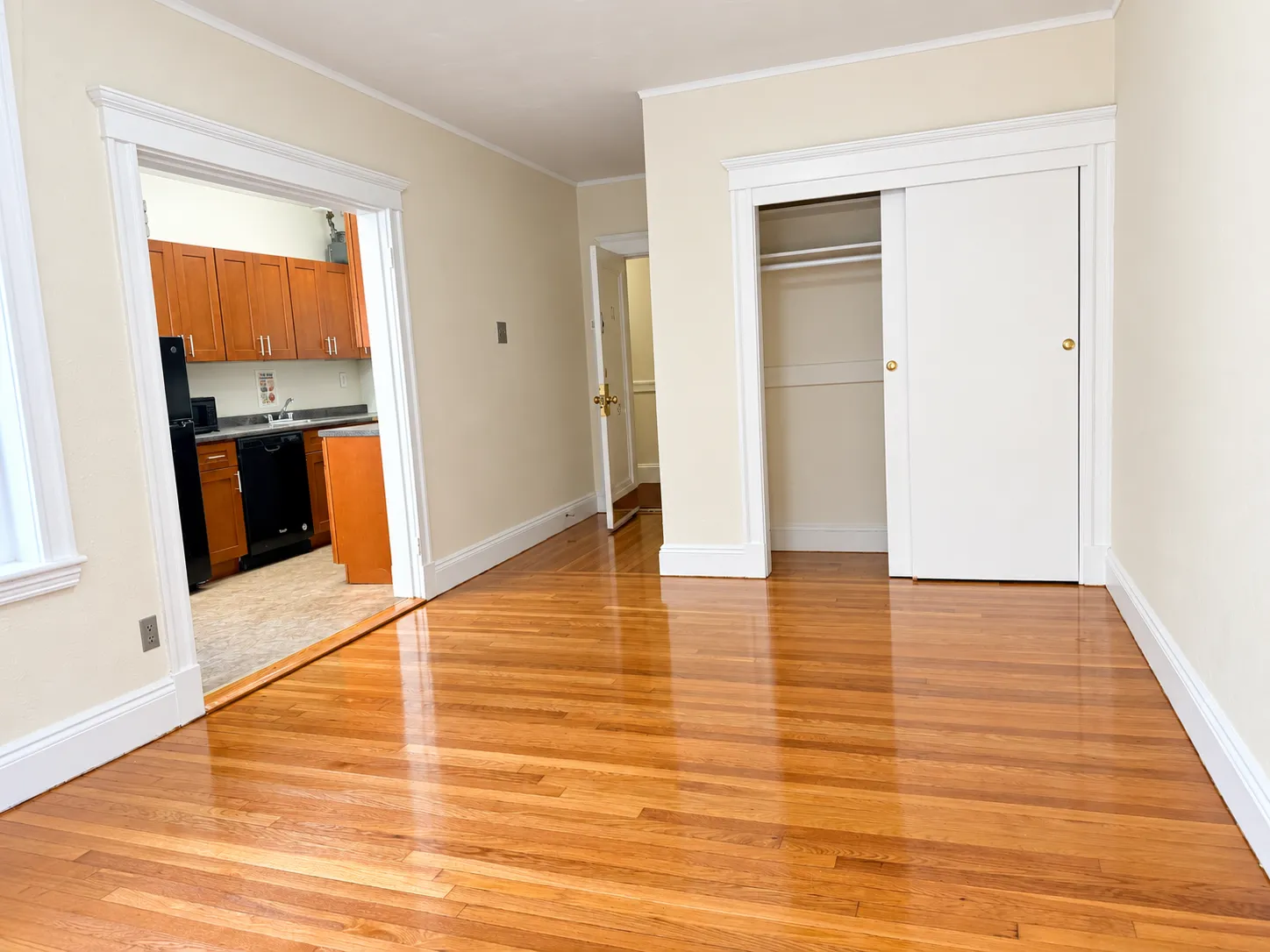 1 bed, 1 bath apartment for rent at 1171 Boylston St Unit 21, Fenway — photo 8 of 9