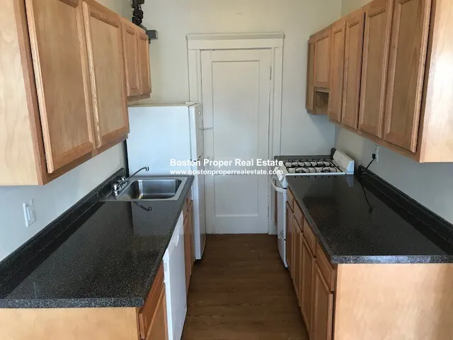 1 bed, 1 bath apartment for rent at 1171 Boylston St Unit 22, Fenway — photo 1 of 9