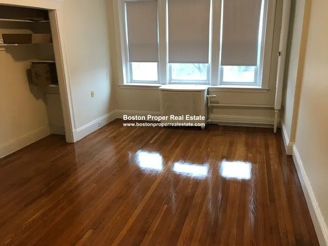 Studio bed, 1 bath apartment for rent at 1171 Boylston St Unit 26, Fenway — photo 1 of 8