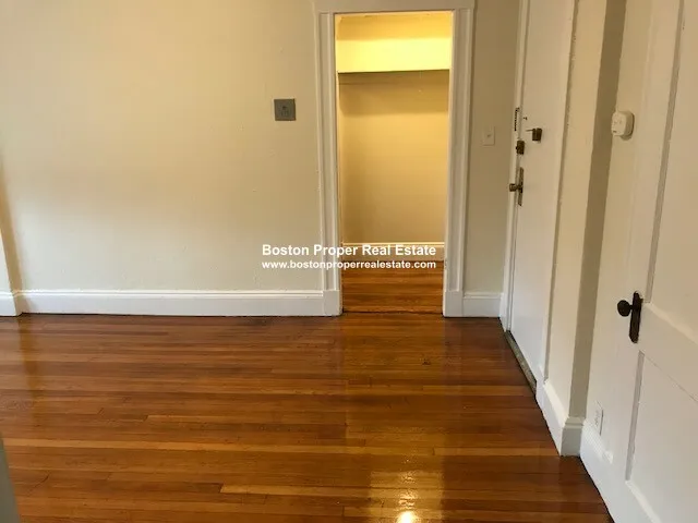 Studio bed, 1 bath apartment for rent at 1171 Boylston St Unit 26, Fenway — photo 4 of 8