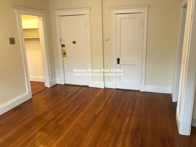 Studio bed, 1 bath apartment for rent at 1171 Boylston St Unit 26, Fenway — photo 3 of 8