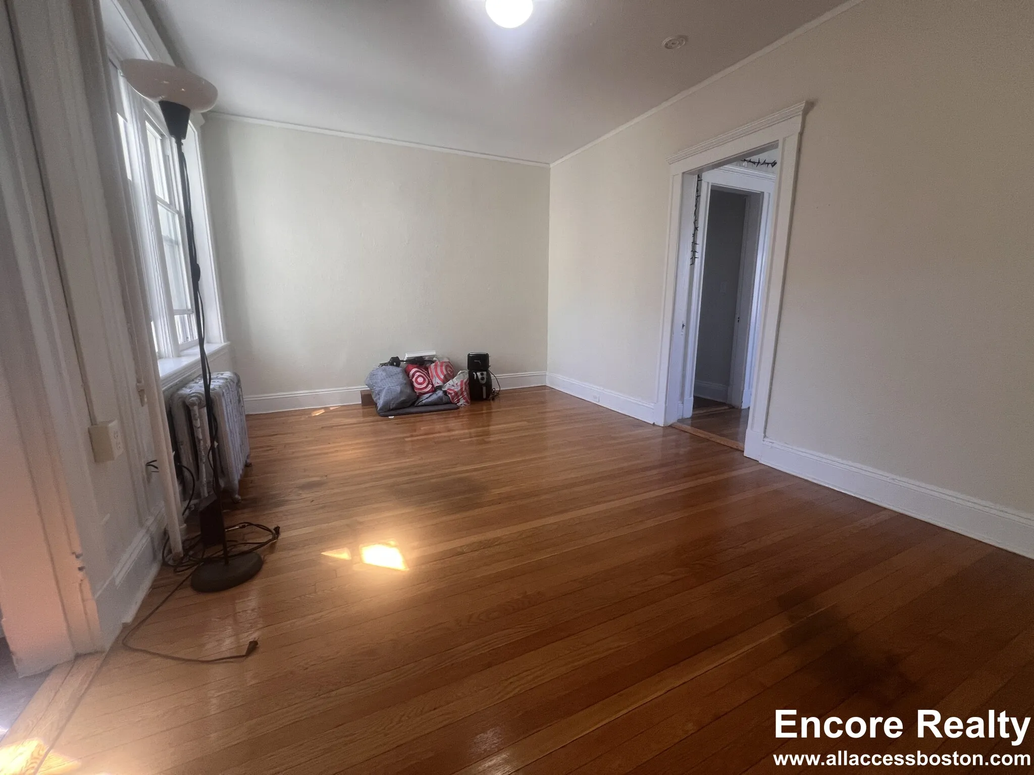 1 bed, 1 bath apartment for rent at 1171 Boylston St Unit 27, Fenway — photo 2 of 8