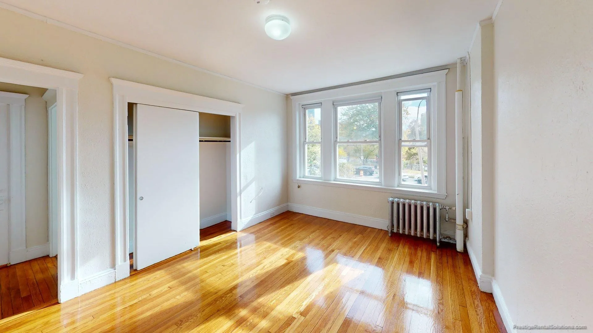 Studio bed, 1 bath apartment for rent at 1171 Boylston St Unit 28, Fenway — photo 2 of 9