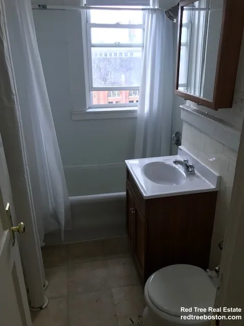 1 bed, 1 bath apartment for rent at 1171 Boylston St Unit 35, Fenway — photo 5 of 7