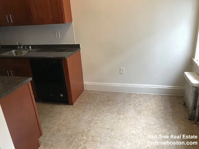1 bed, 1 bath apartment for rent at 1171 Boylston St Unit 35, Fenway — photo 2 of 7