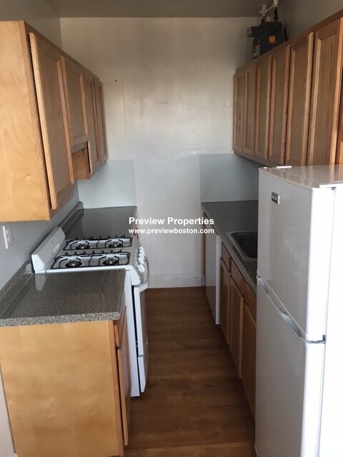 Studio bed, 1 bath apartment for rent at 1171 Boylston St Unit 36P, Fenway — photo 1 of 5